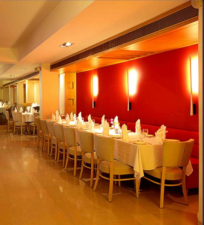 The Royal Orchid Hotel, Chembur Mumbai Exterior foto